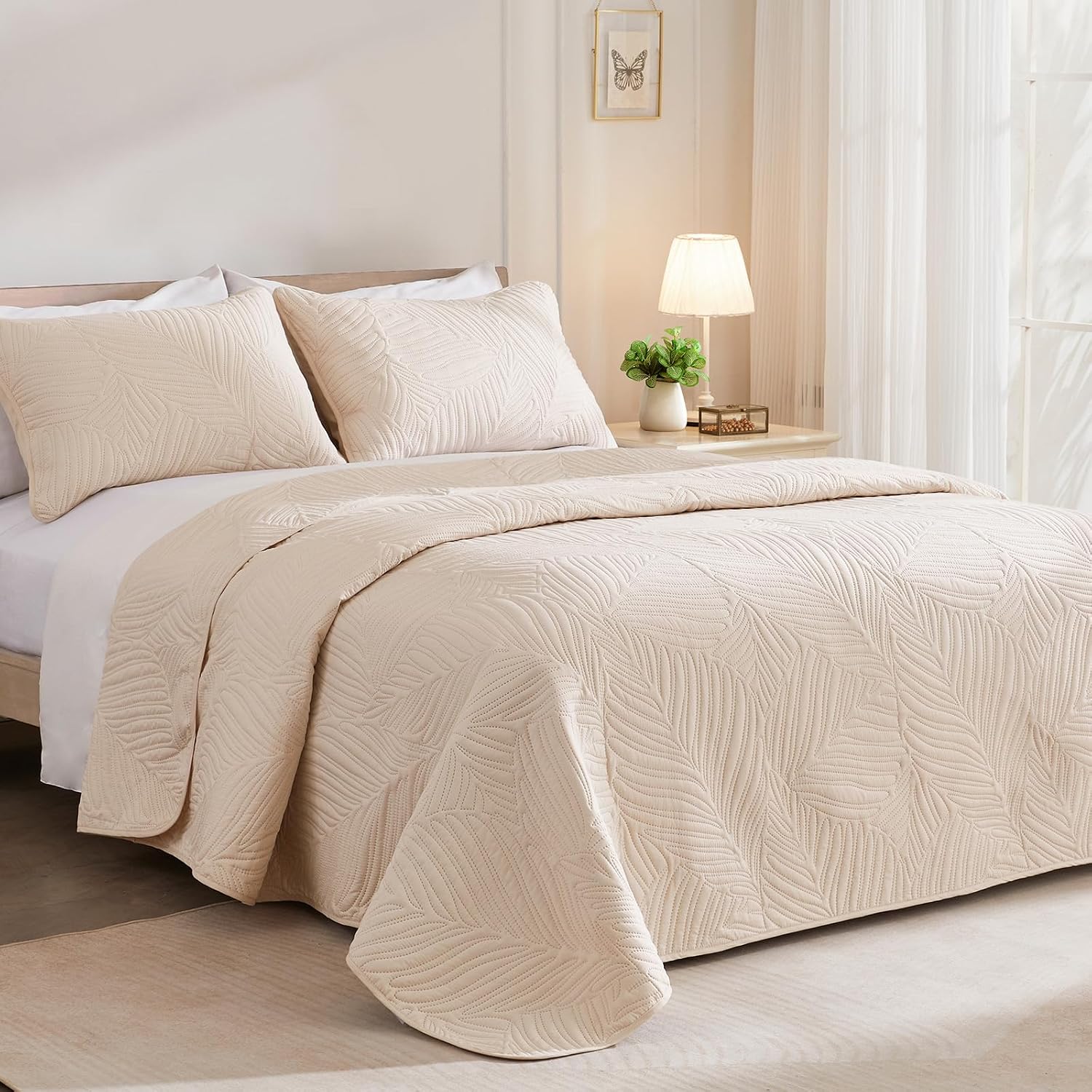 Beige Leaf Pattern Quilted Duvet Cover - Extra Large Size